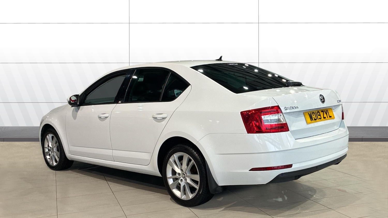 Used Skoda Octavia 2019 for sale - 77431089: Photo 2