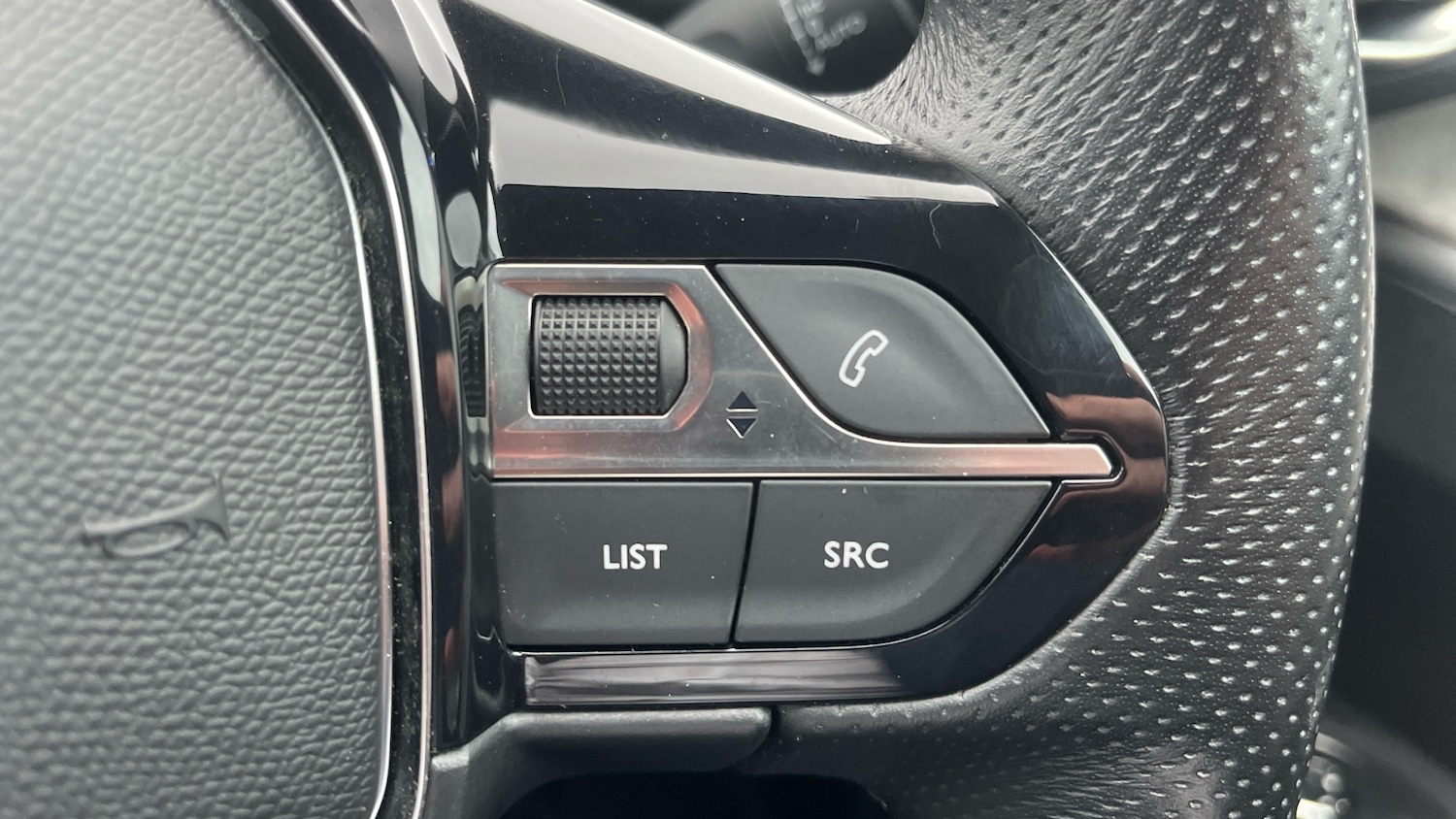 Used Peugeot 3008 2022 for sale - 77222892: Photo 37