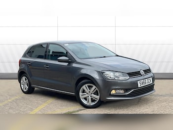 Used Volkswagen Polo 2016 for sale - 76366920: Photo