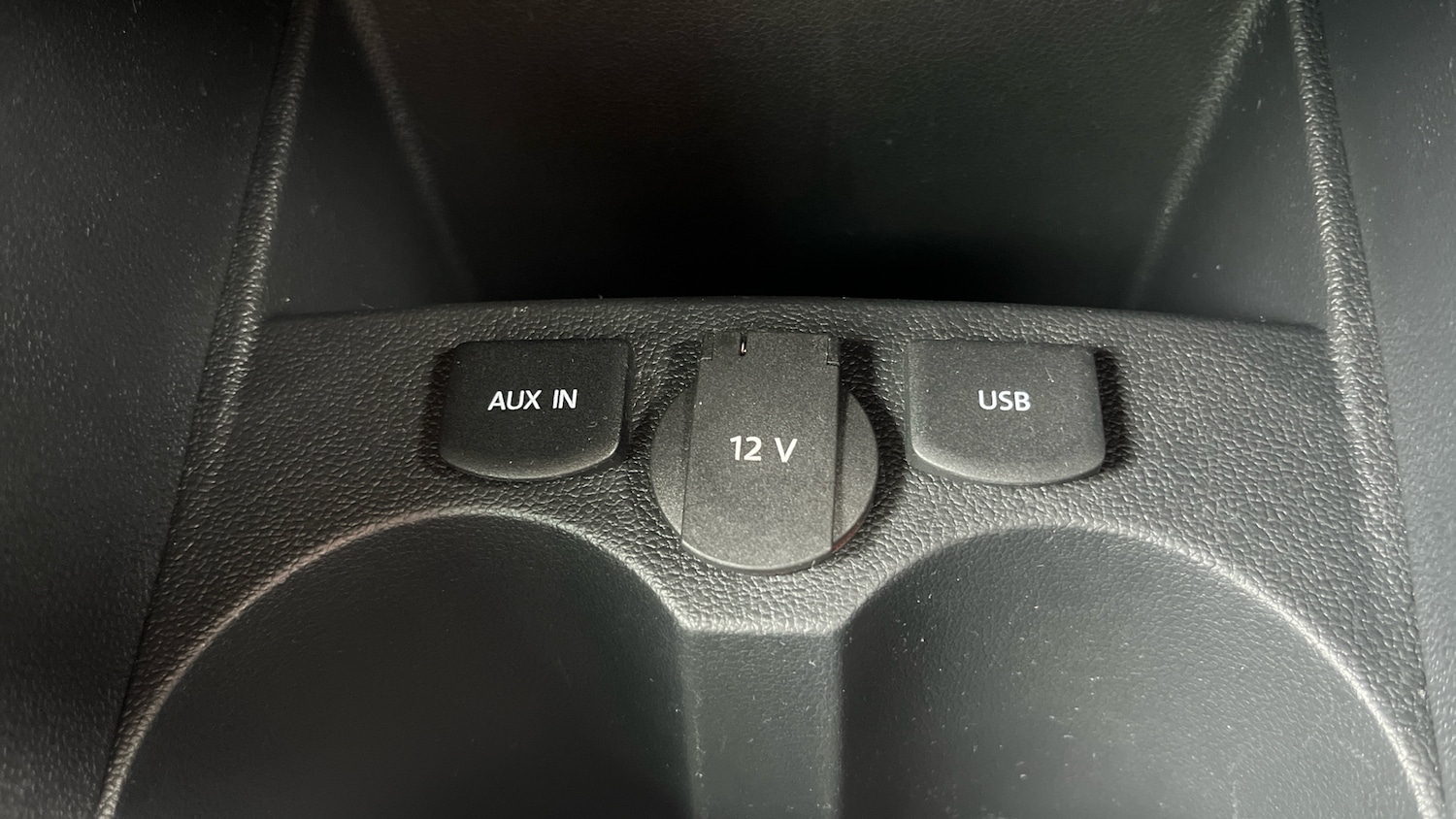Used Volkswagen Polo 2016 for sale - 76366920: Photo 33