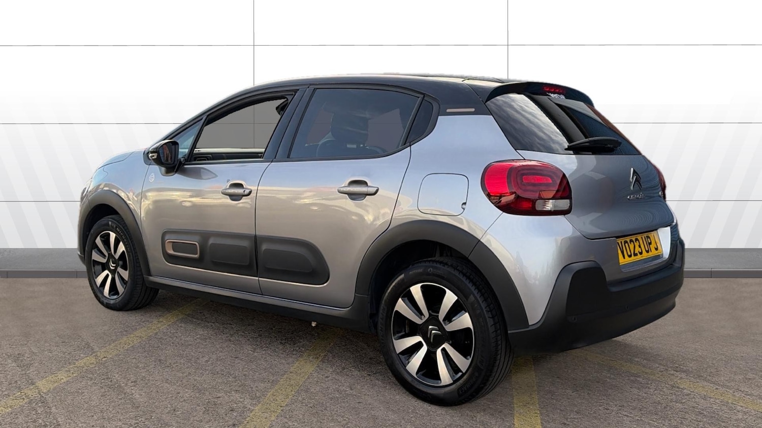 Used Citroen C3 2023 for sale - 76577058: Photo 2