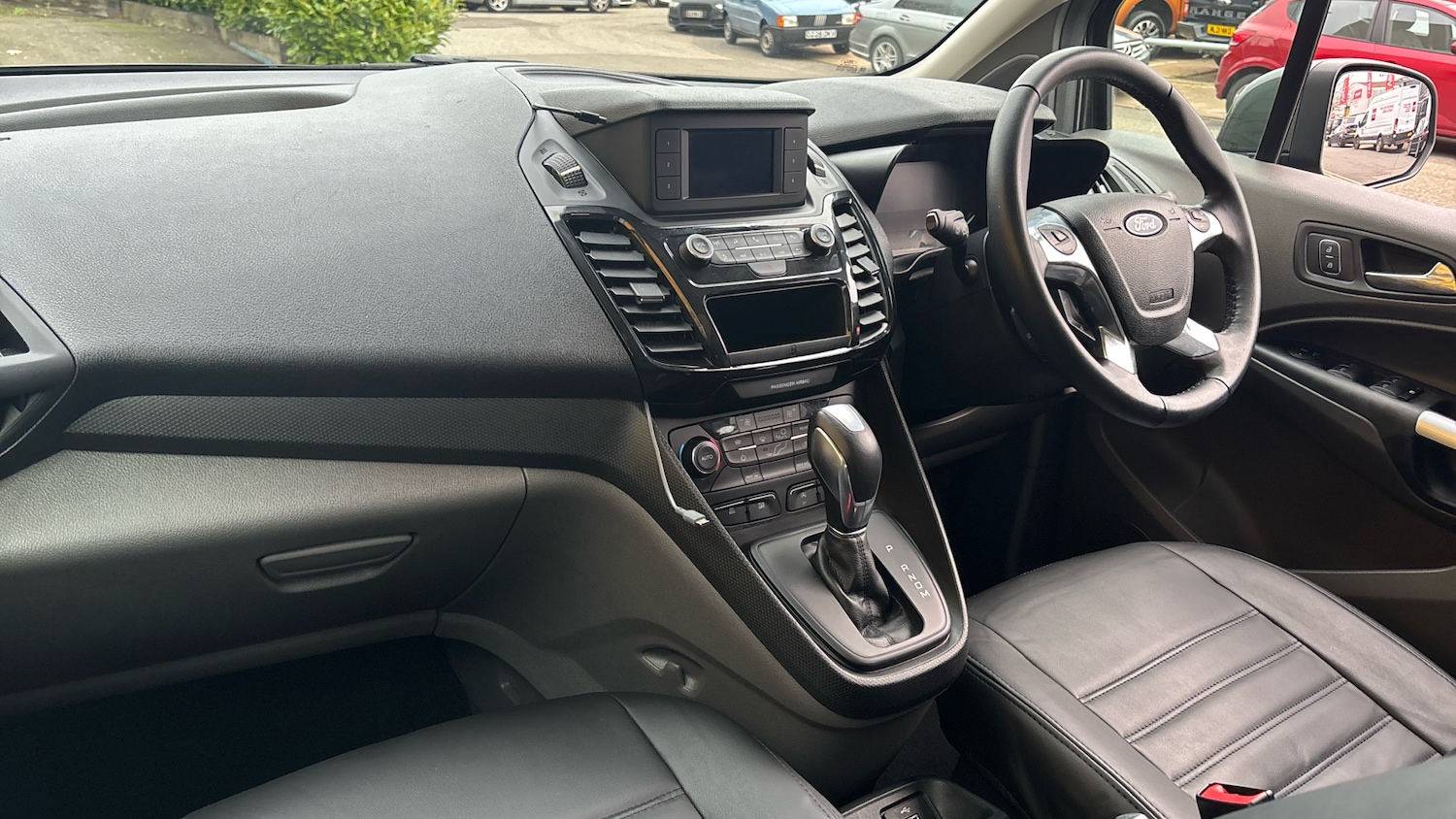 Used Ford Grand Tourneo Connect 2019 for sale - 77076991: Photo 9