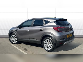 Used Renault Captur 2021 for sale - 79037141: Photo