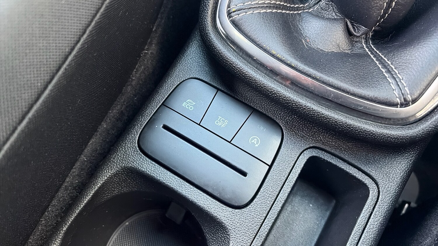 Used Ford Fiesta 2018 for sale - 76903849: Photo 33