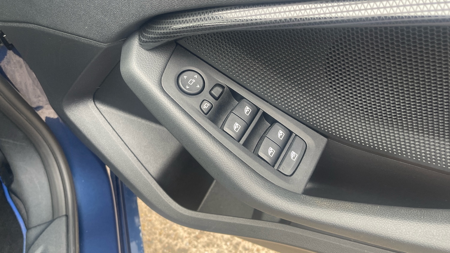 Used BMW 1 Series 2024 for sale - 76366873: Photo 32