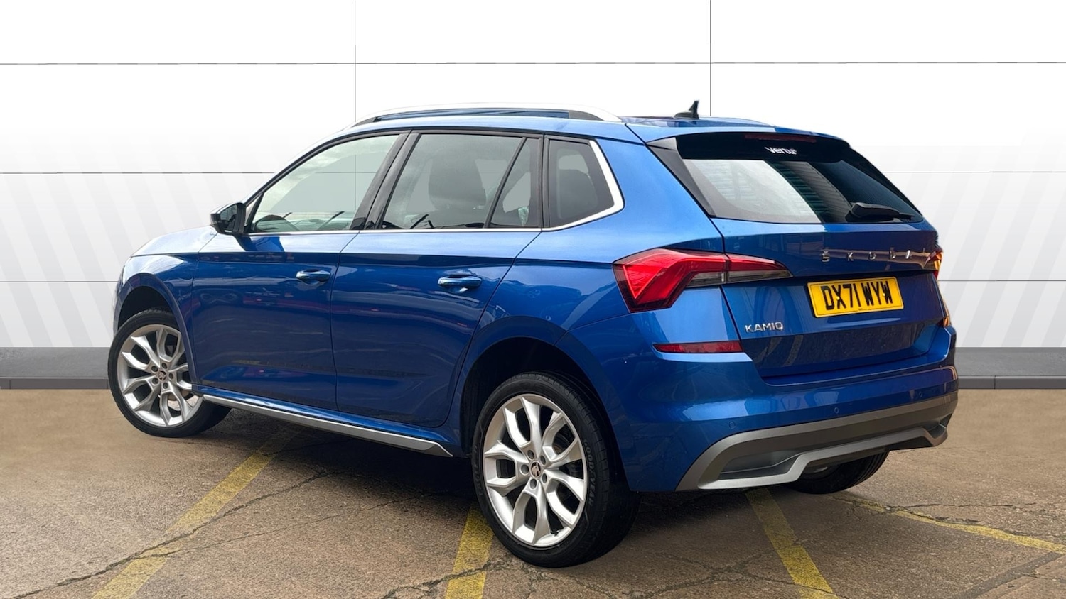 Used Skoda Kamiq 2022 for sale - 77353572: Photo 2