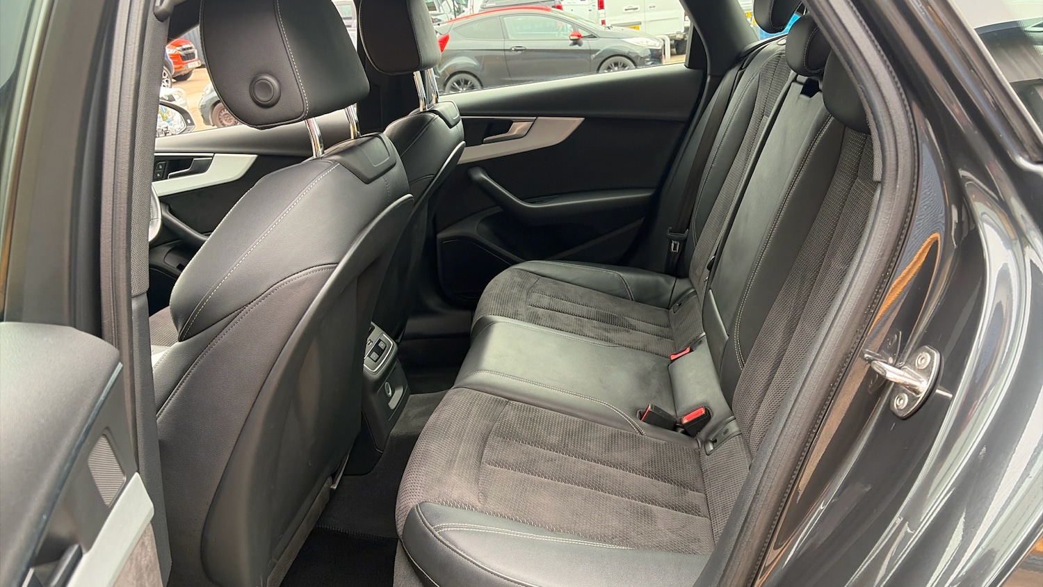 Used Audi A4 2018 for sale - 76366862: Photo 16