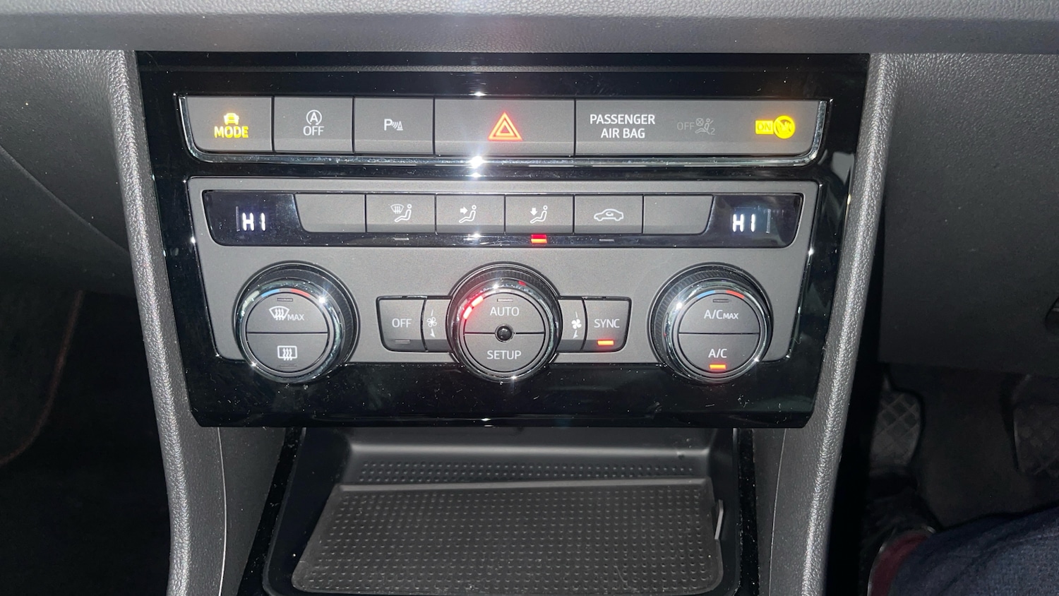 Used SEAT Leon 2019 for sale - 77791473: Photo 23