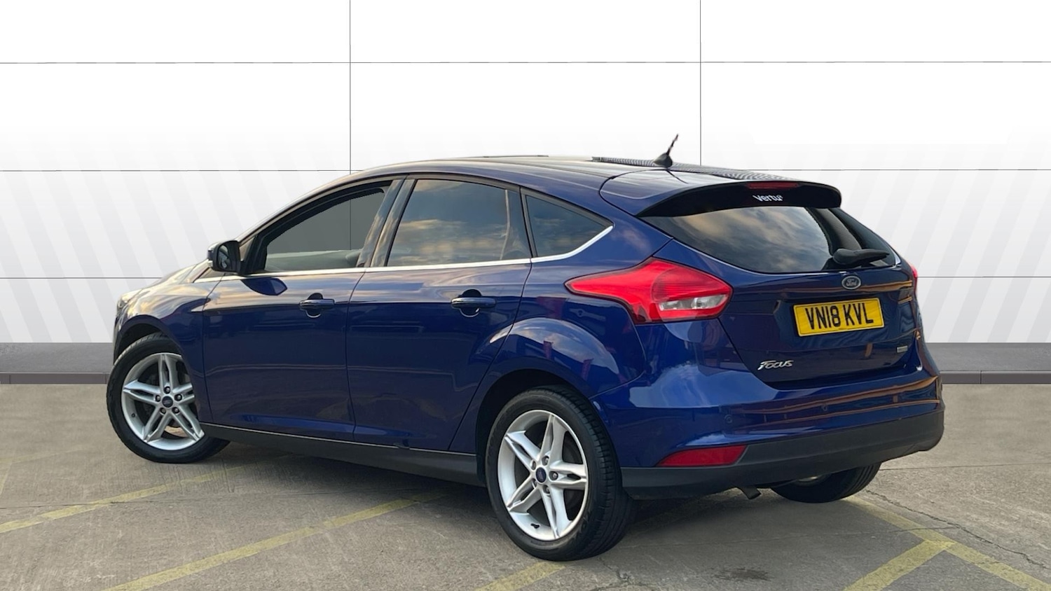 Used Ford Focus 2018 for sale - 77062065: Photo 2