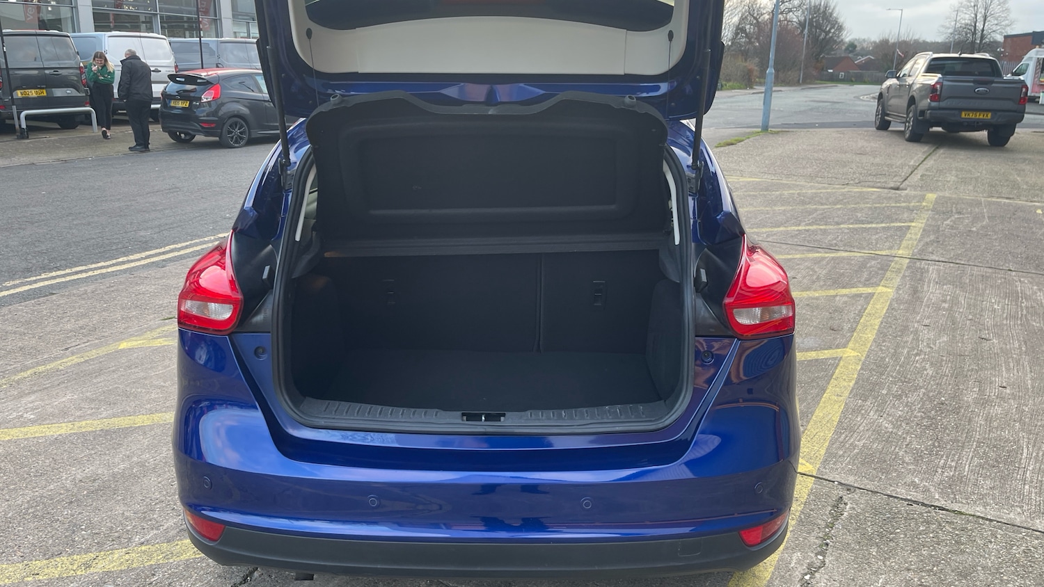 Used Ford Focus 2018 for sale - 77062065: Photo 4