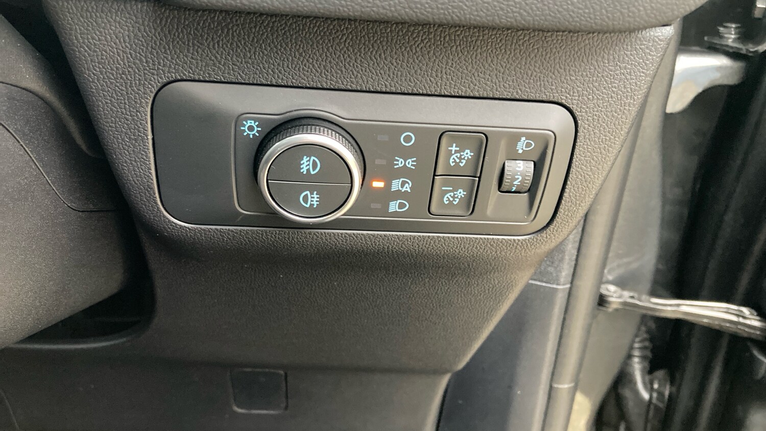 Used Ford Kuga 2025 for sale - 77038755: Photo 28