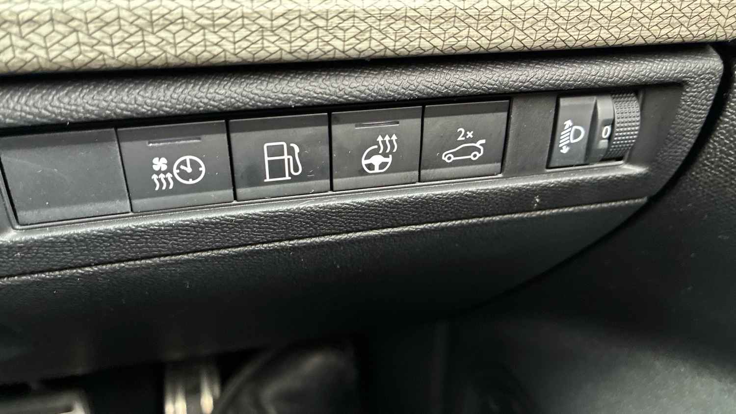 Used Citroen C5 X 2022 for sale - 77159120: Photo 37