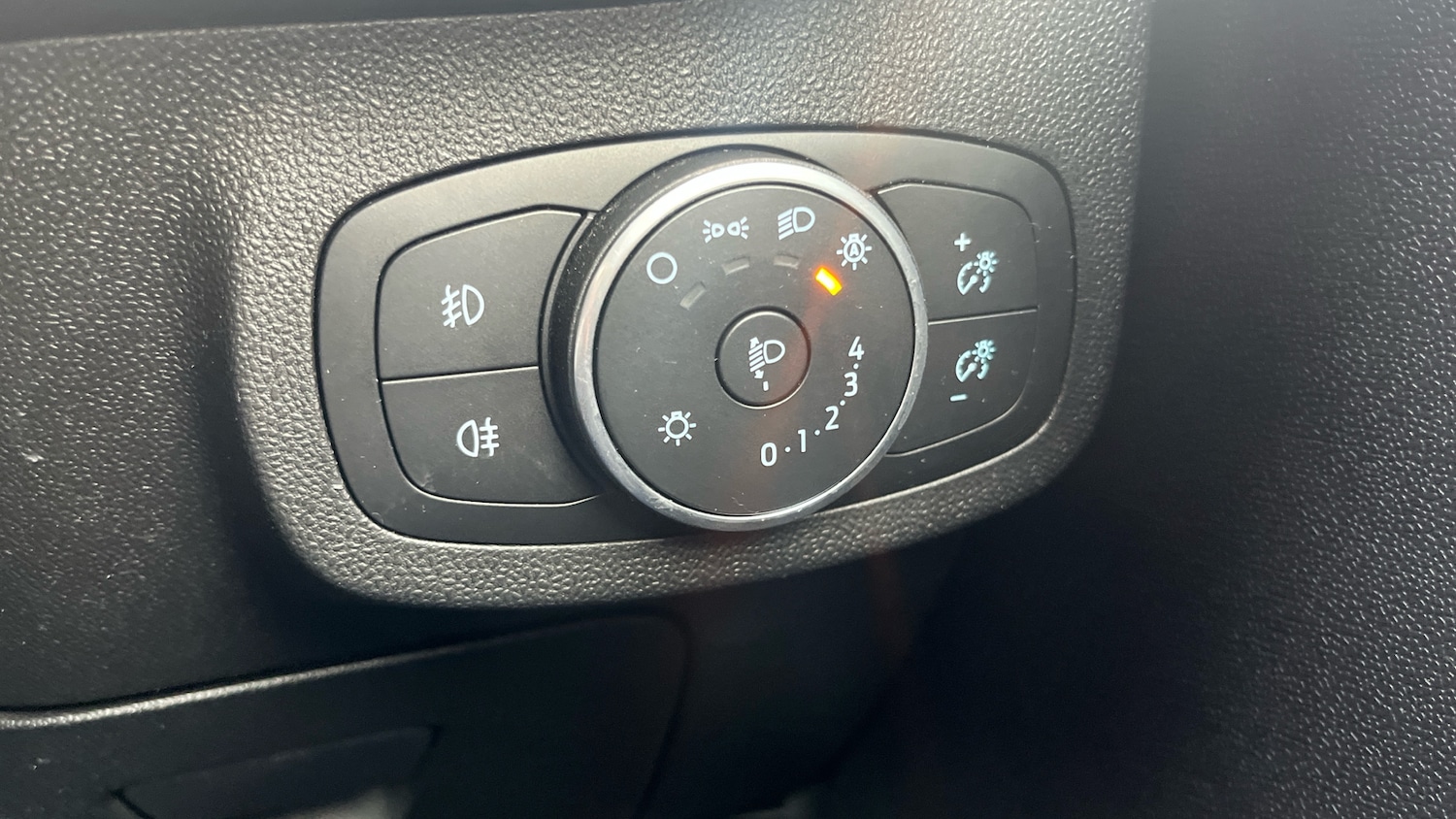 Used Ford Fiesta 2019 for sale - 76461747: Photo 29