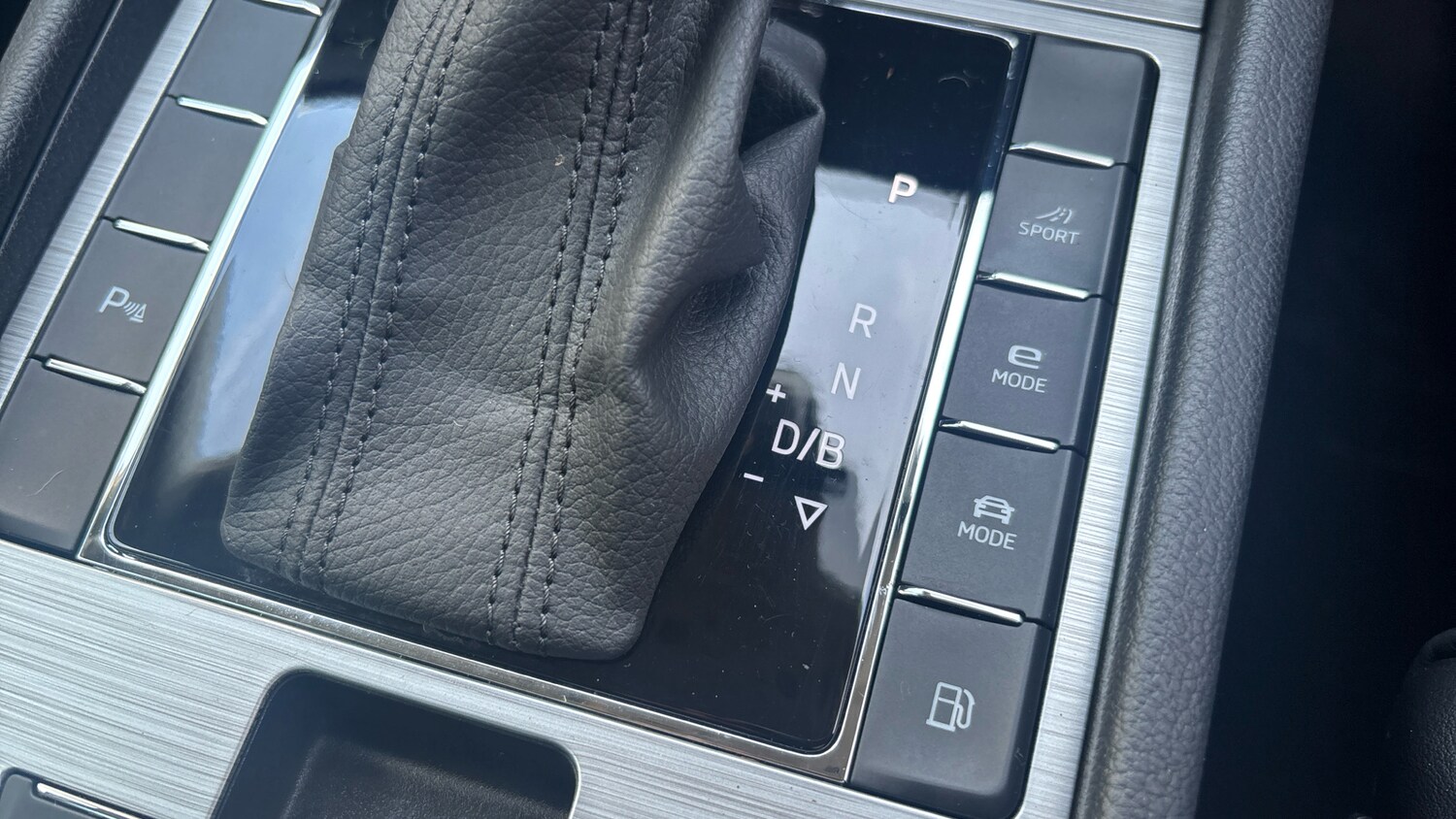 Used Skoda Superb 2023 for sale - 77490630: Photo 22