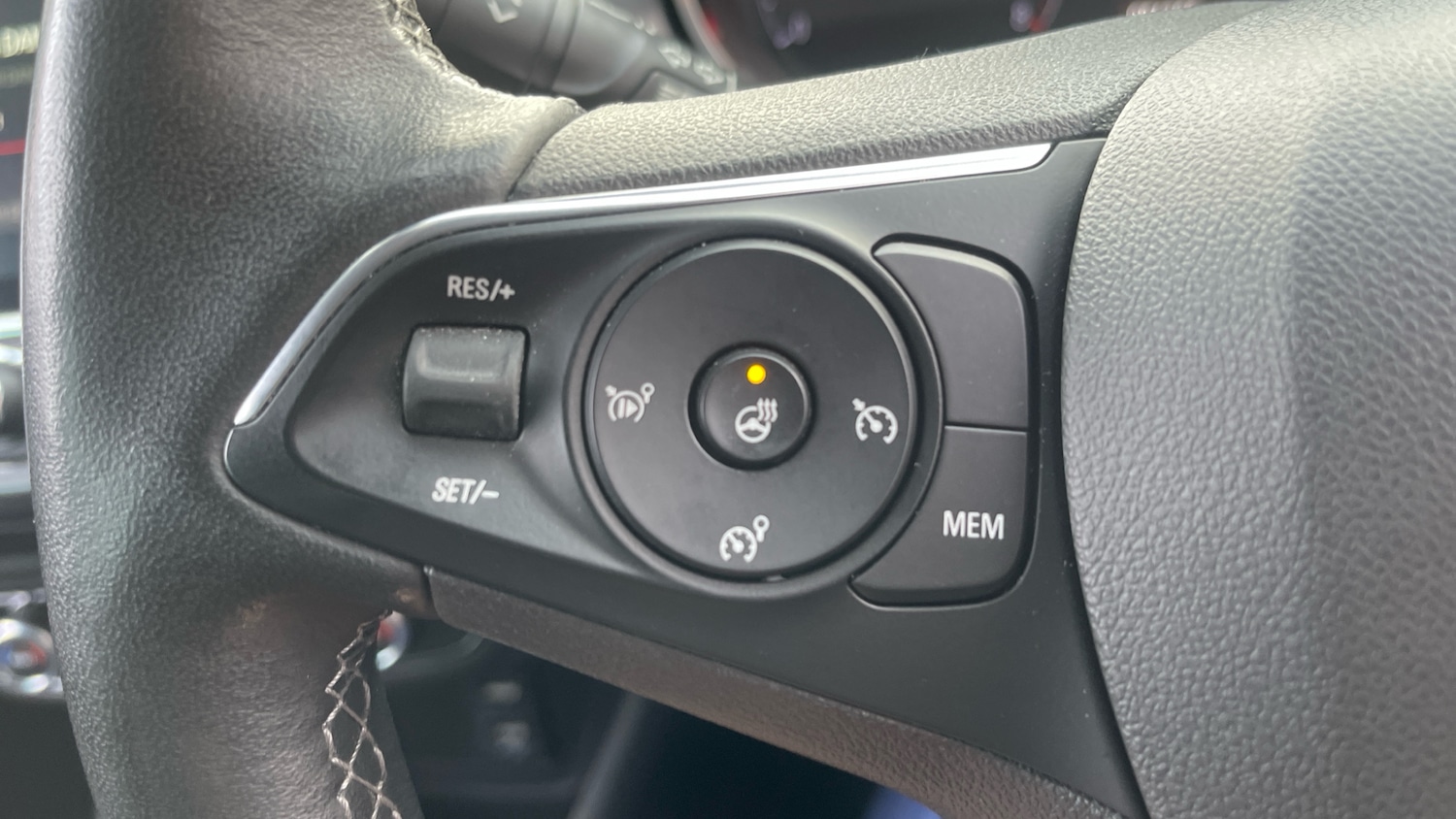 Used Vauxhall Crossland 2022 for sale - 76958451: Photo 30