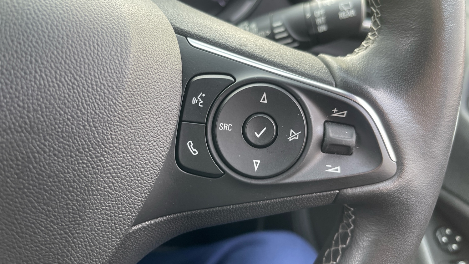 Used Vauxhall Crossland 2022 for sale - 76958451: Photo 31