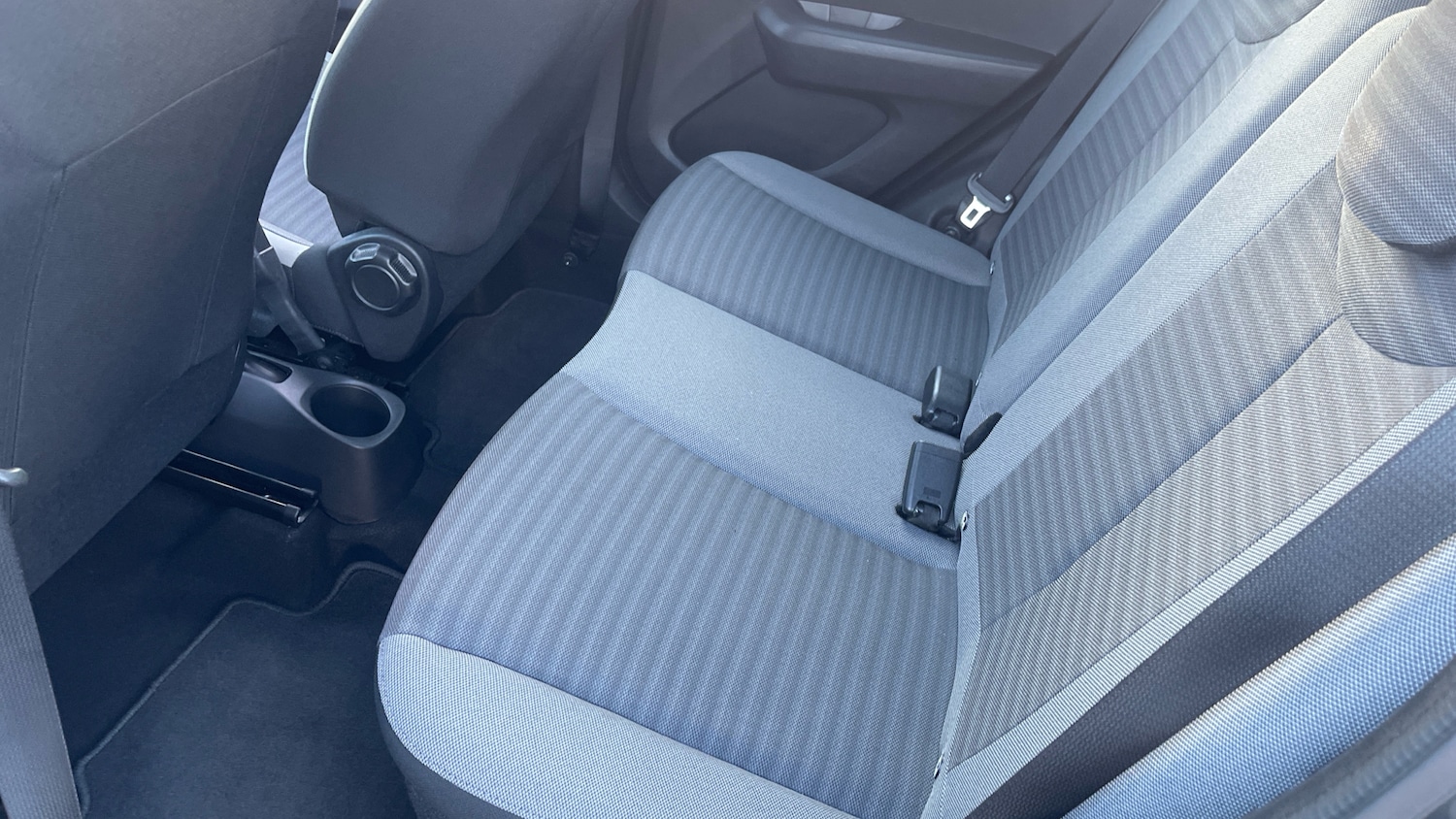 Used Toyota AYGO 2019 for sale - 76777946: Photo 16