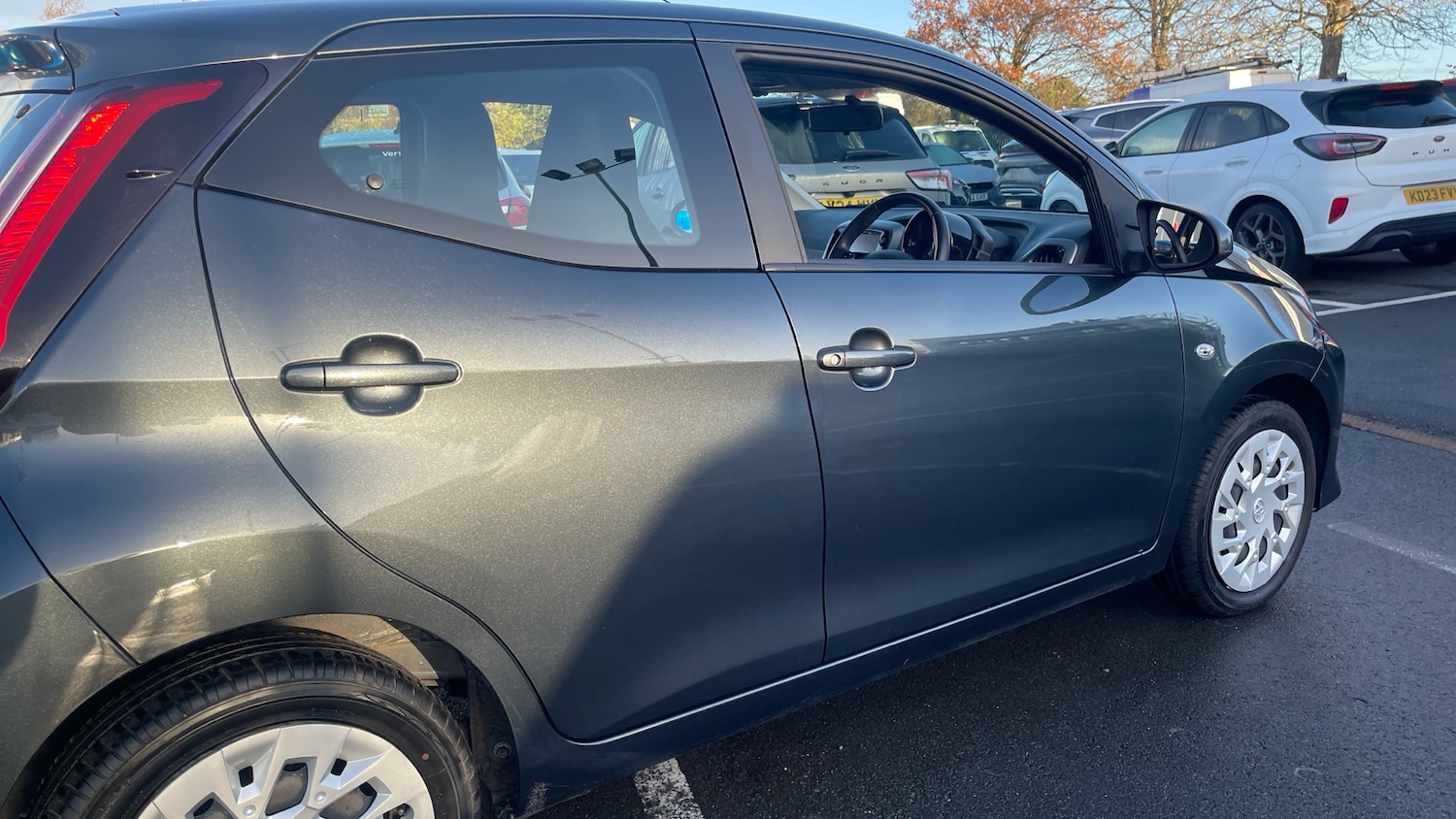 Used Toyota AYGO 2019 for sale - 76777946: Photo 31
