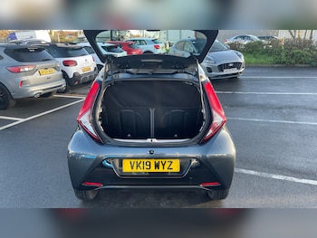 Used Toyota AYGO 2019 for sale - 76777946: Photo