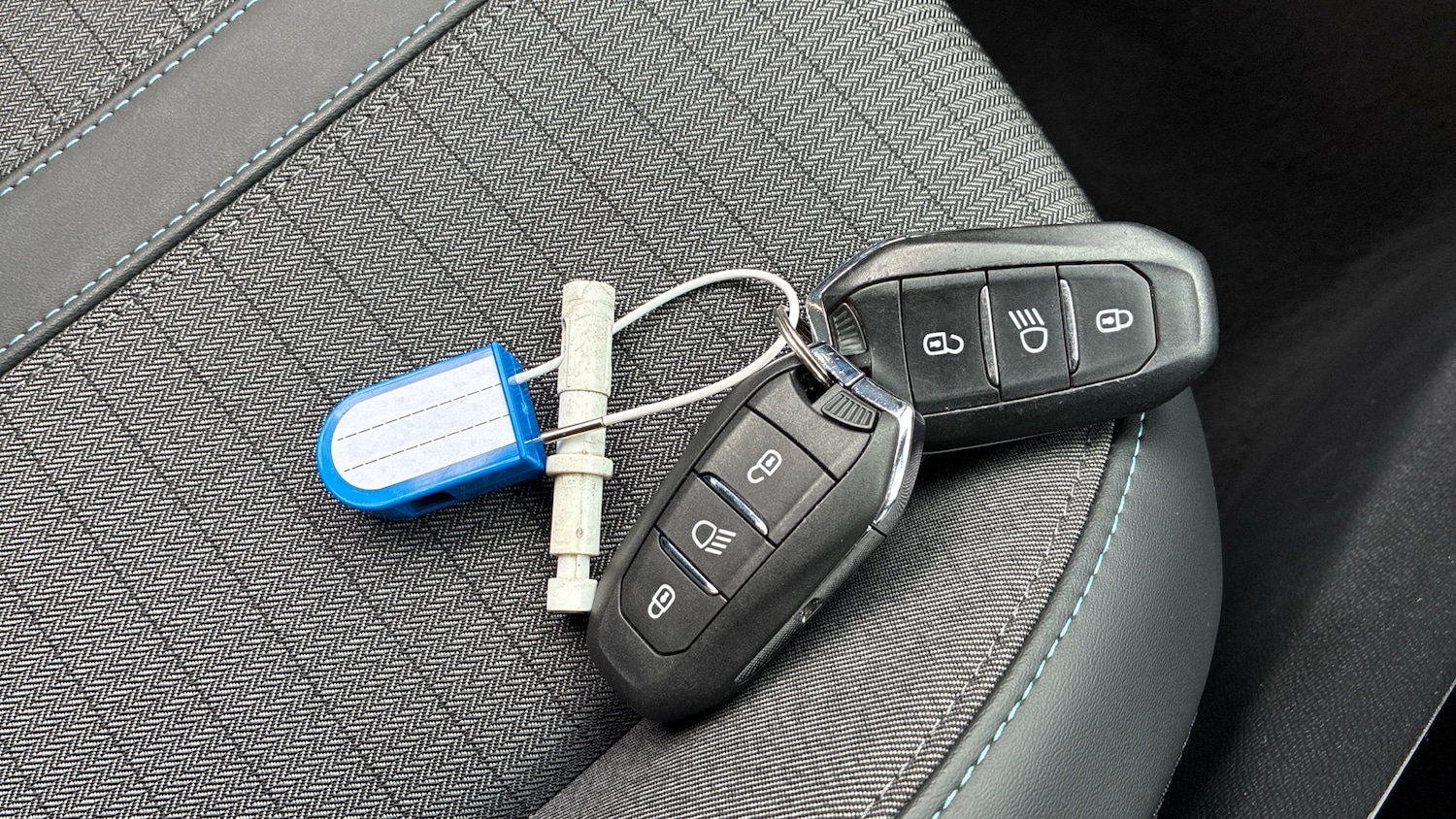 Used Peugeot 2008 2021 for sale - 76366848: Photo 20