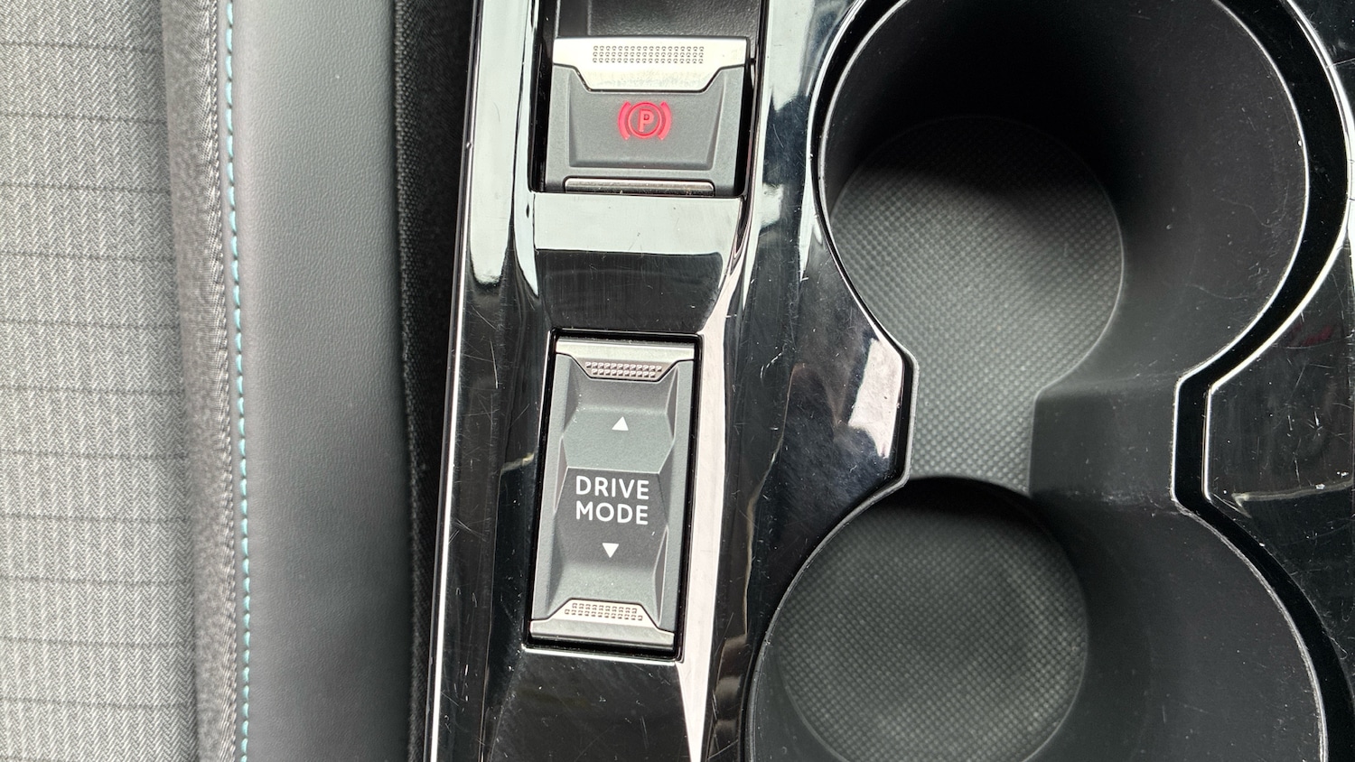 Used Peugeot 2008 2021 for sale - 76366848: Photo 25