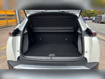 Used Peugeot 2008 2021 for sale - 76366848: Photo