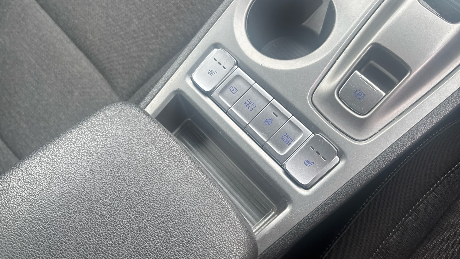 Used Hyundai KONA 2023 for sale - 78105457: Photo 31