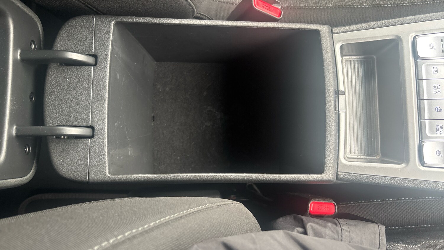 Used Hyundai KONA 2023 for sale - 78105457: Photo 32