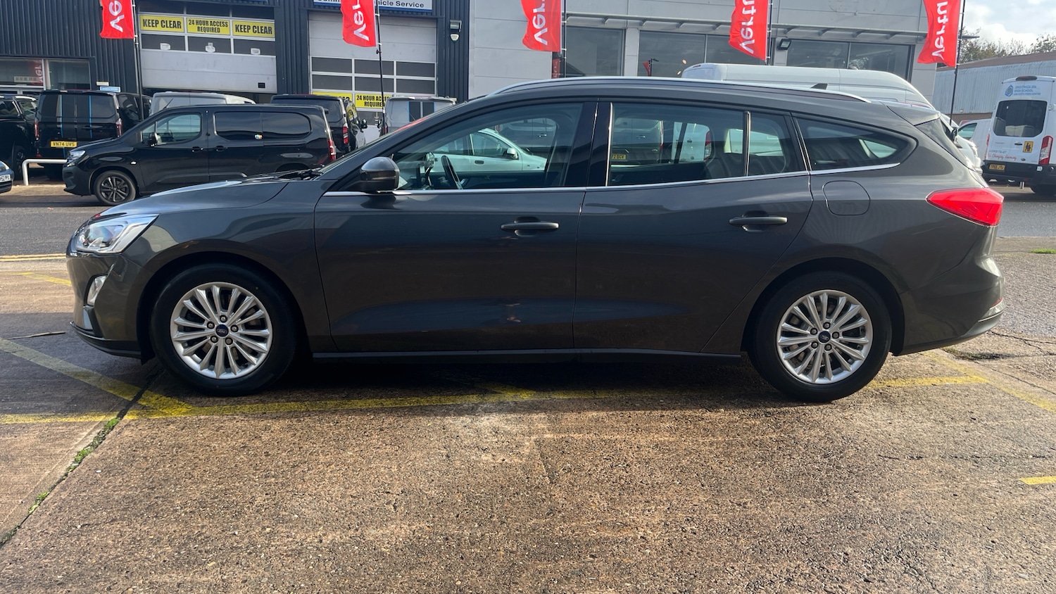 Used Ford Focus 2019 for sale - 76455140: Photo 24