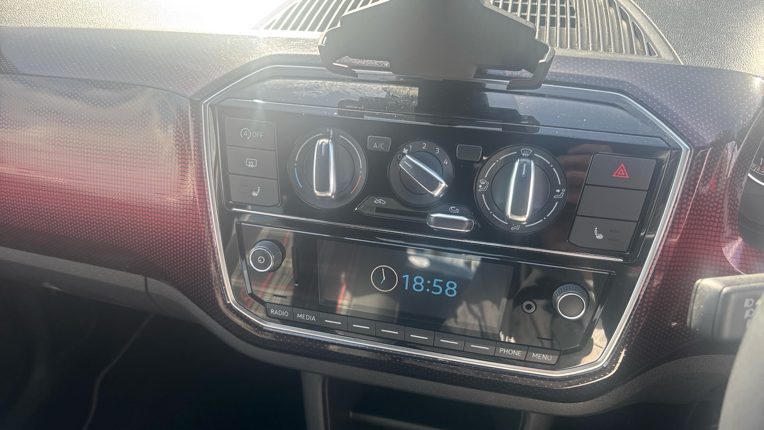 Used Volkswagen up! 2018 for sale - 78077522: Photo 12