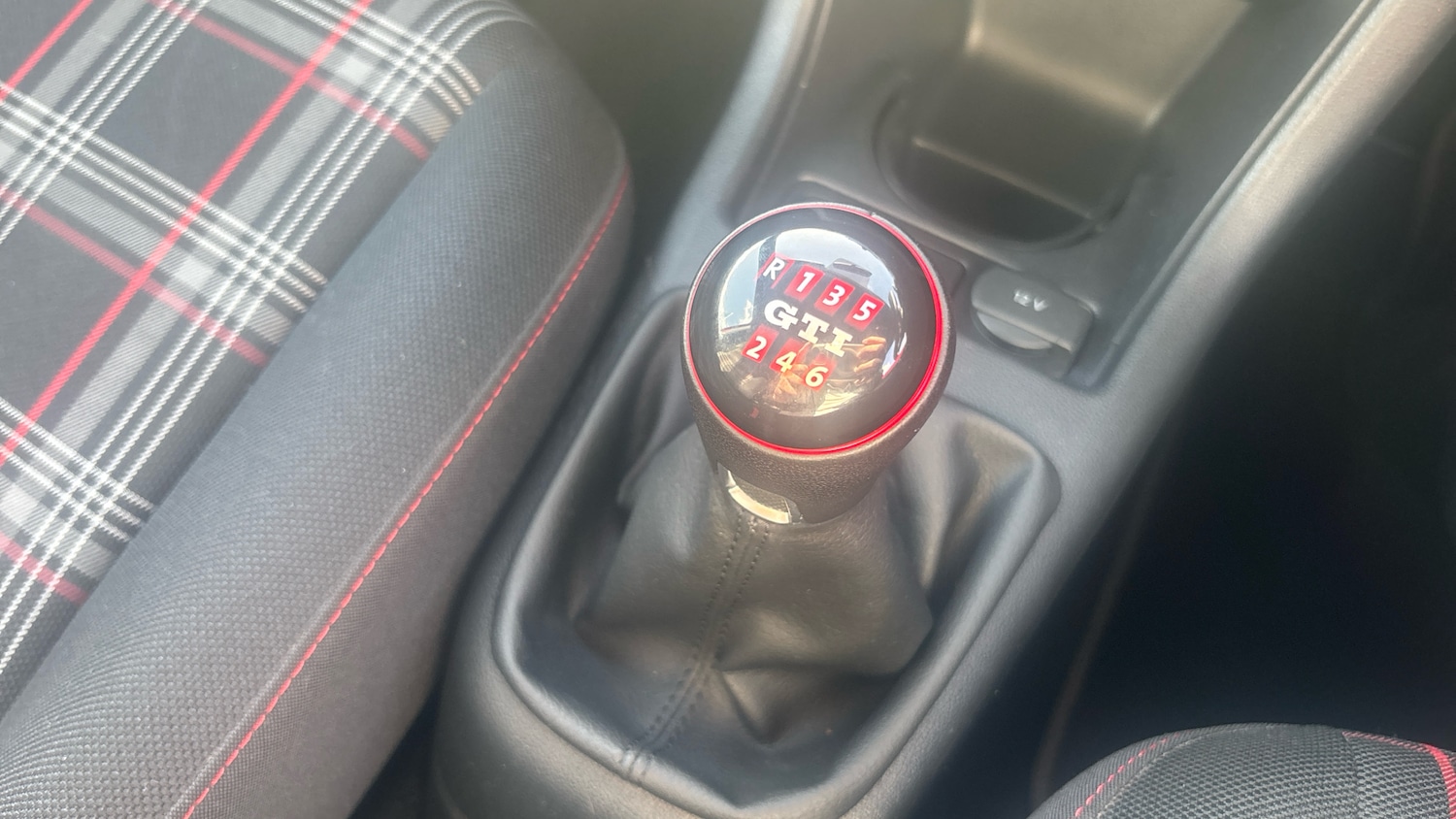 Used Volkswagen up! 2018 for sale - 78077522: Photo 13