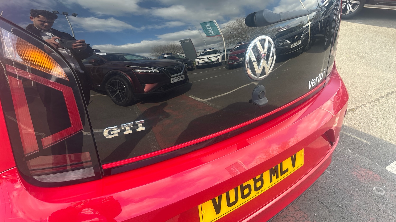 Used Volkswagen up! 2018 for sale - 78077522: Photo 30