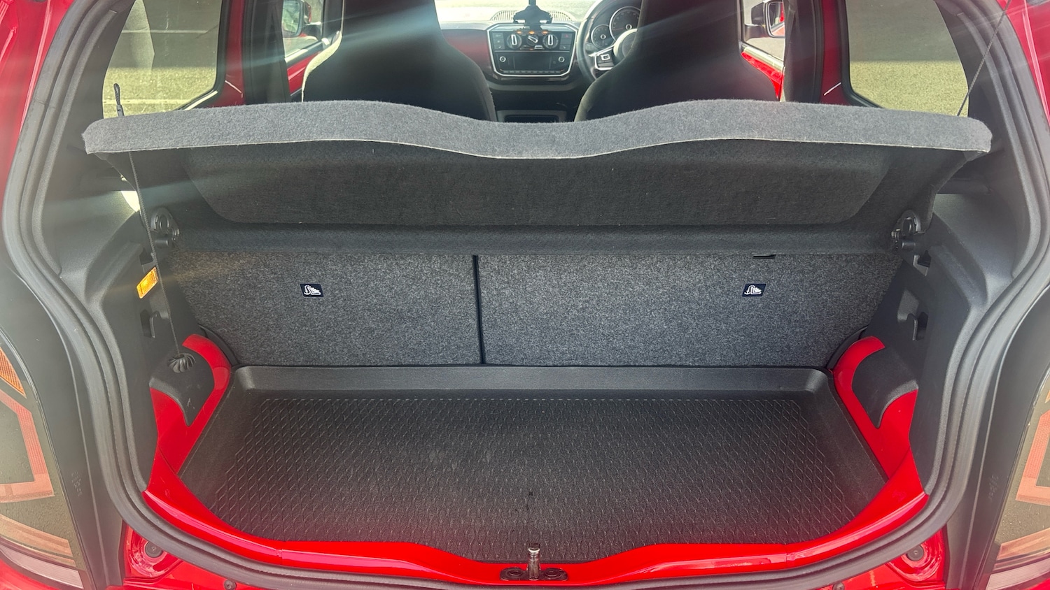 Used Volkswagen up! 2018 for sale - 78077522: Photo 4