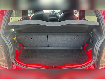 Used Volkswagen up! 2018 for sale - 78077522: Photo