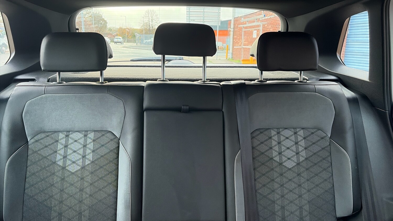 Used Volkswagen Tiguan 2021 for sale - 76544243: Photo 15