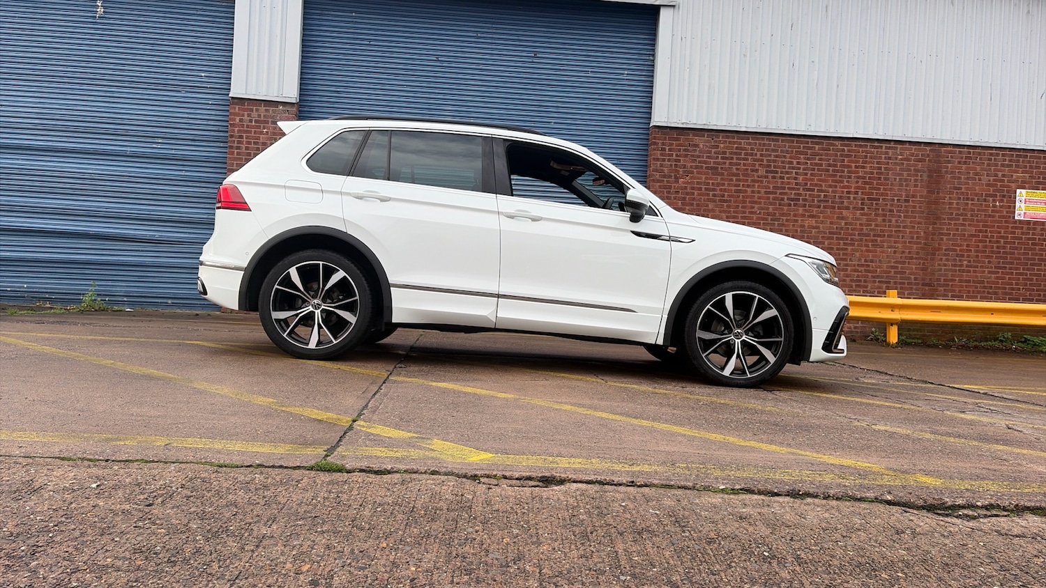 Used Volkswagen Tiguan 2021 for sale - 76544243: Photo 28