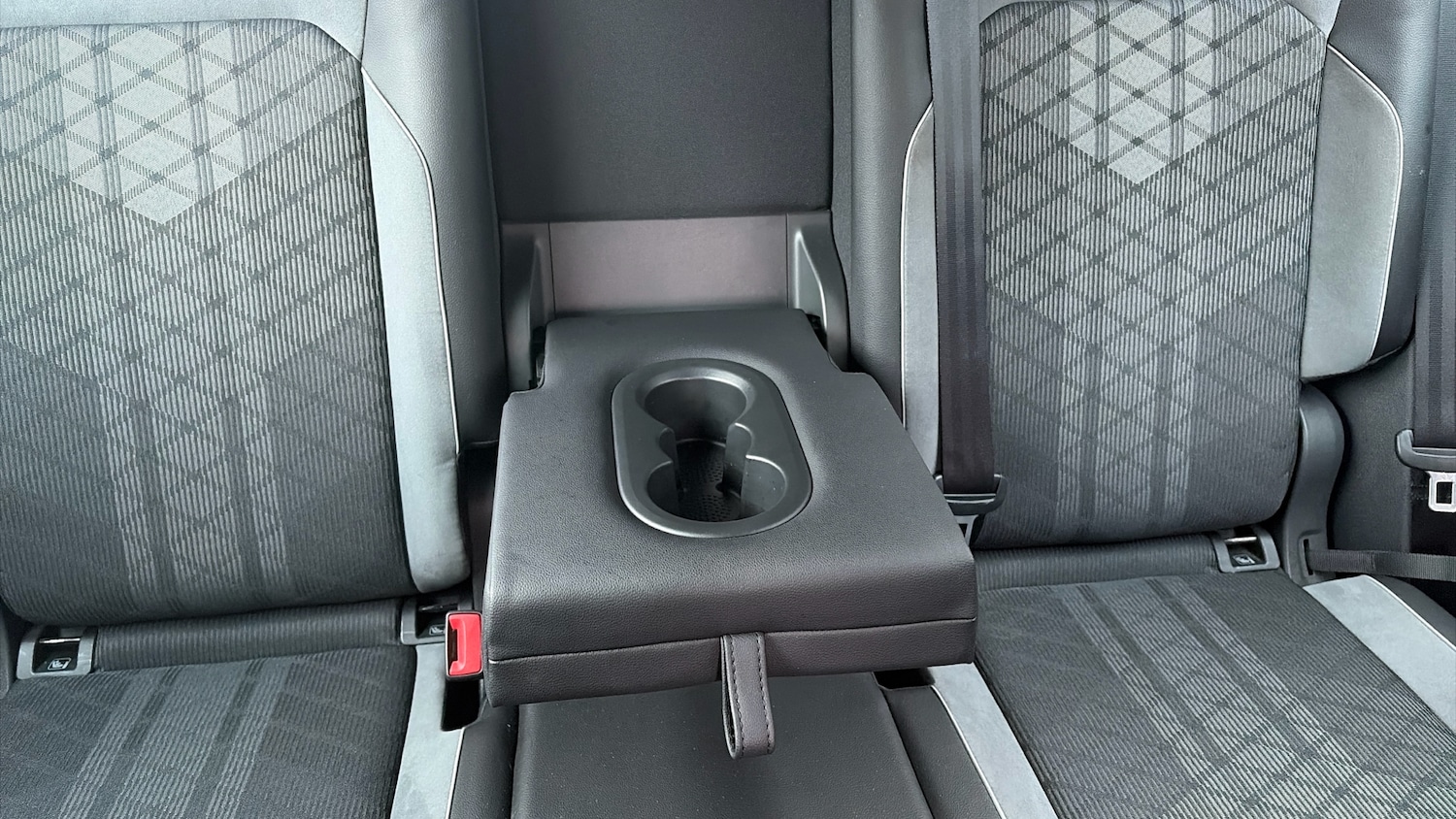 Used Volkswagen Tiguan 2021 for sale - 76544243: Photo 37