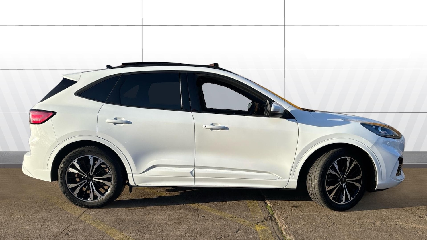 Used Ford Kuga 2023 for sale - 77026046: Photo 5