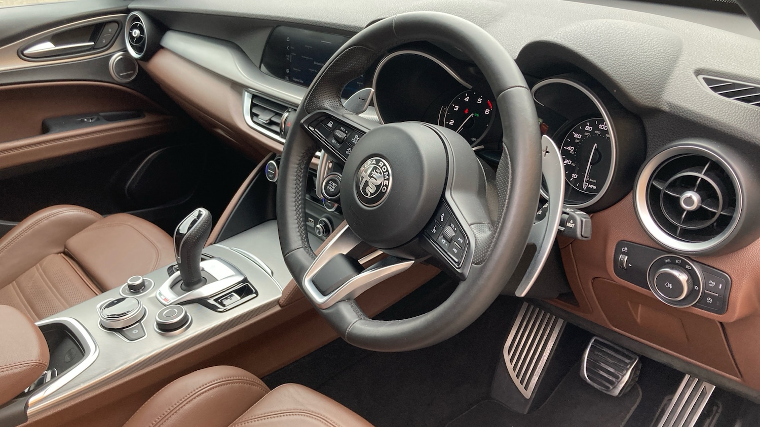 Used Alfa Romeo Stelvio 2021 for sale - 76477107: Photo 11