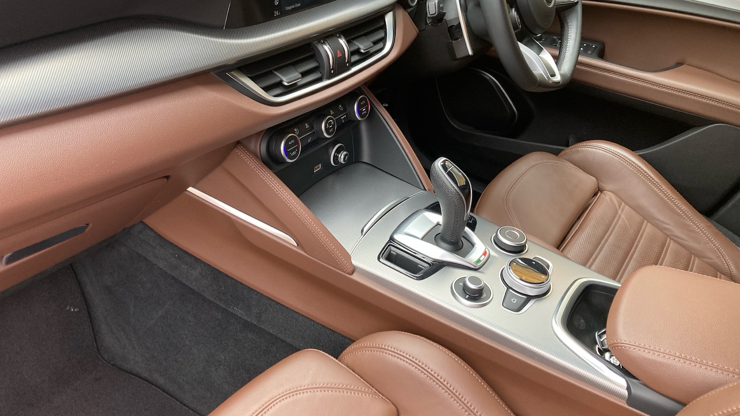 Used Alfa Romeo Stelvio 2021 for sale - 76477107: Photo 13