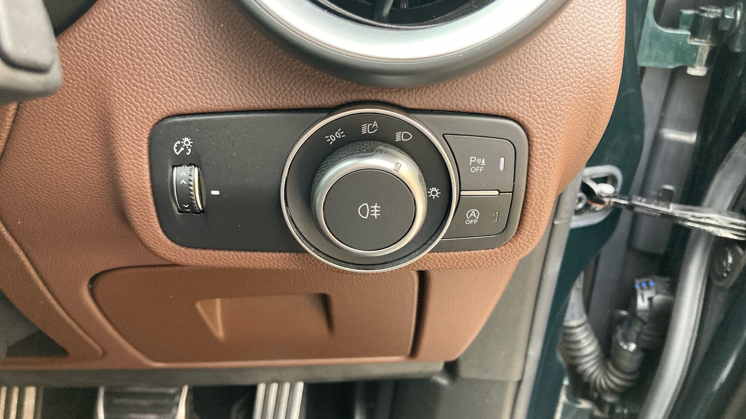 Used Alfa Romeo Stelvio 2021 for sale - 76477107: Photo 33