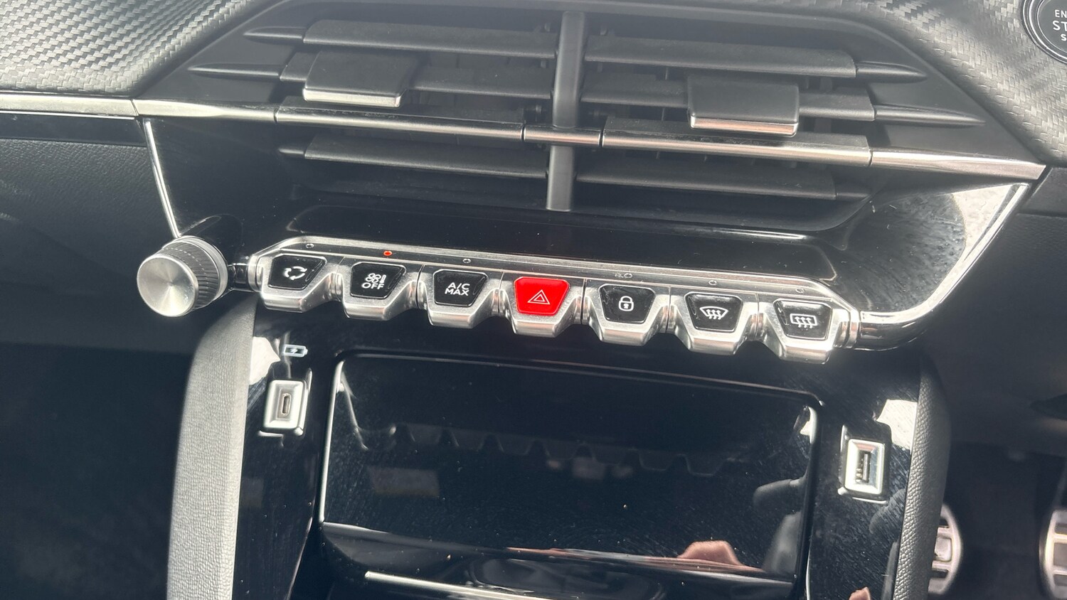 Used Peugeot 2008 2023 for sale - 78054157: Photo 24