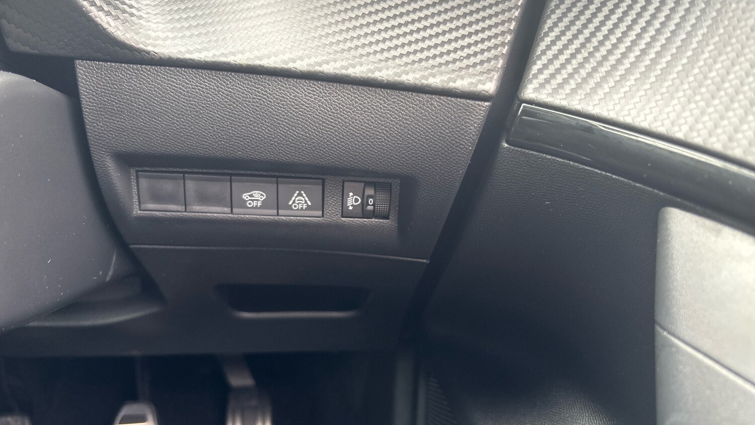 Used Peugeot 2008 2023 for sale - 78054157: Photo 34