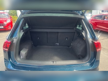 Used Volkswagen Tiguan 2021 for sale - 78893874: Photo