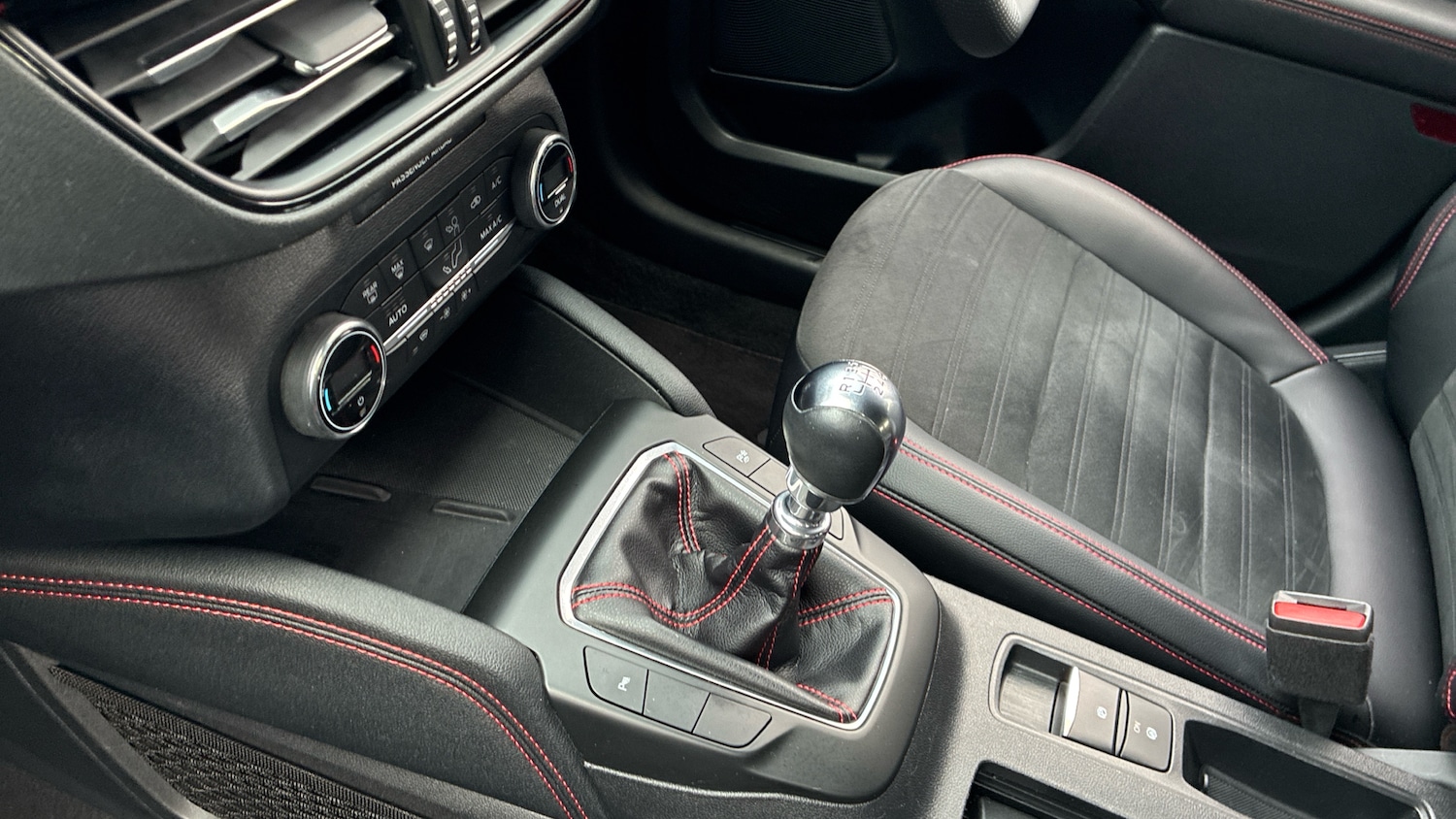 Used Ford Kuga 2020 for sale - 76461220: Photo 13