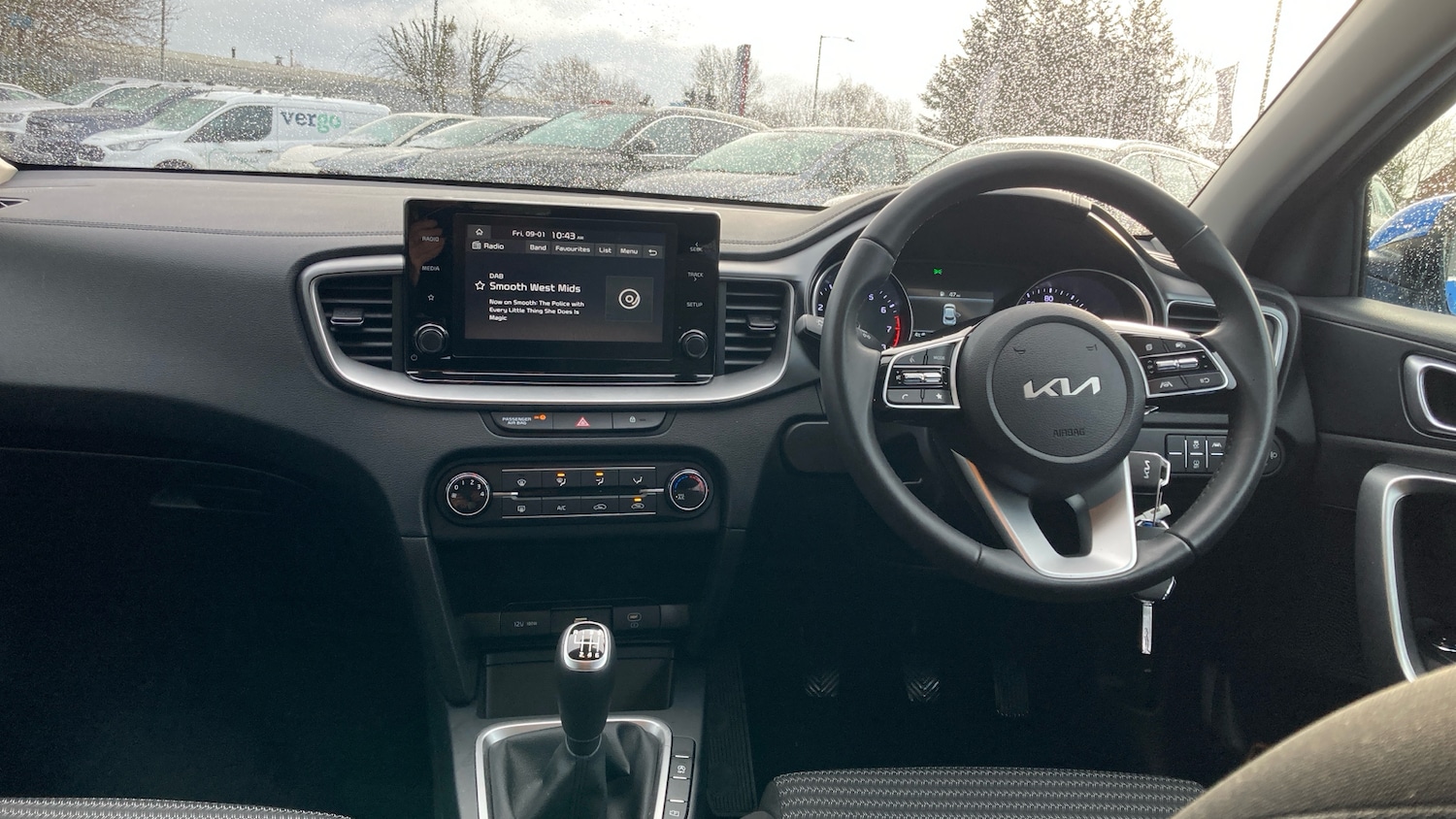 Used Kia XCeed 2023 for sale - 77296424: Photo 10