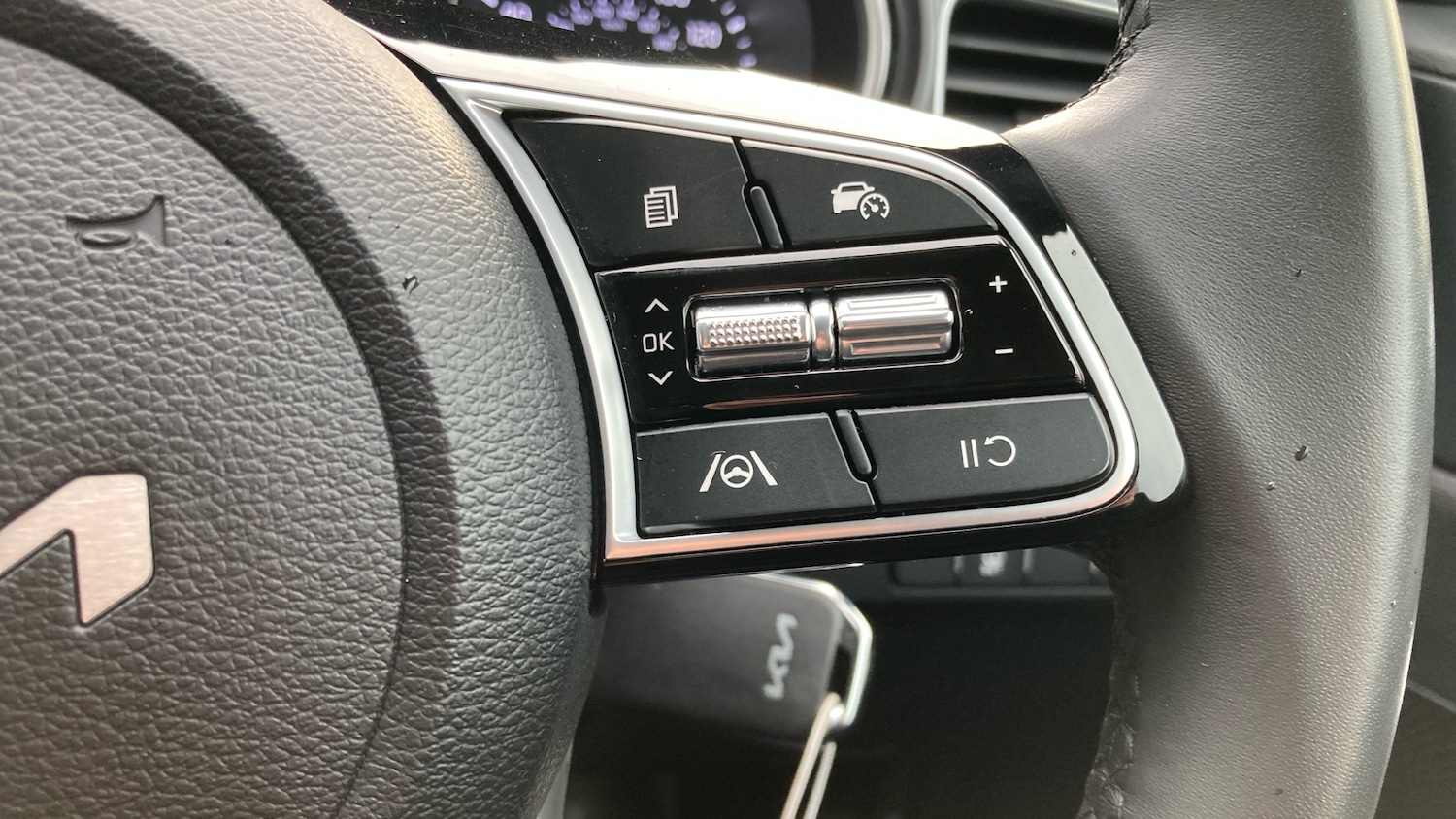 Used Kia XCeed 2023 for sale - 77296424: Photo 27