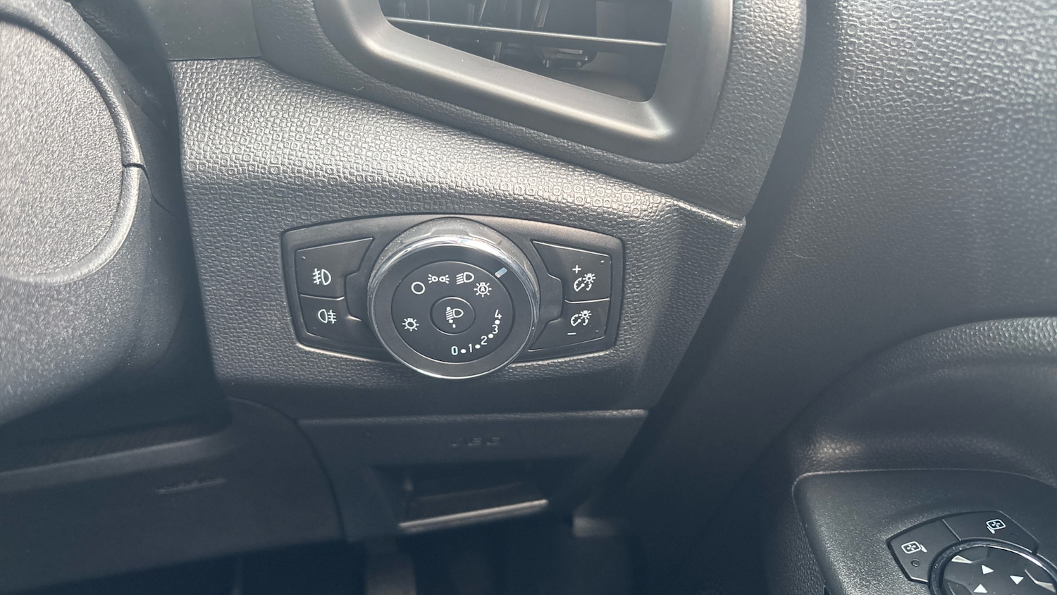 Used Ford Ecosport 2019 for sale - 77270727: Photo 34
