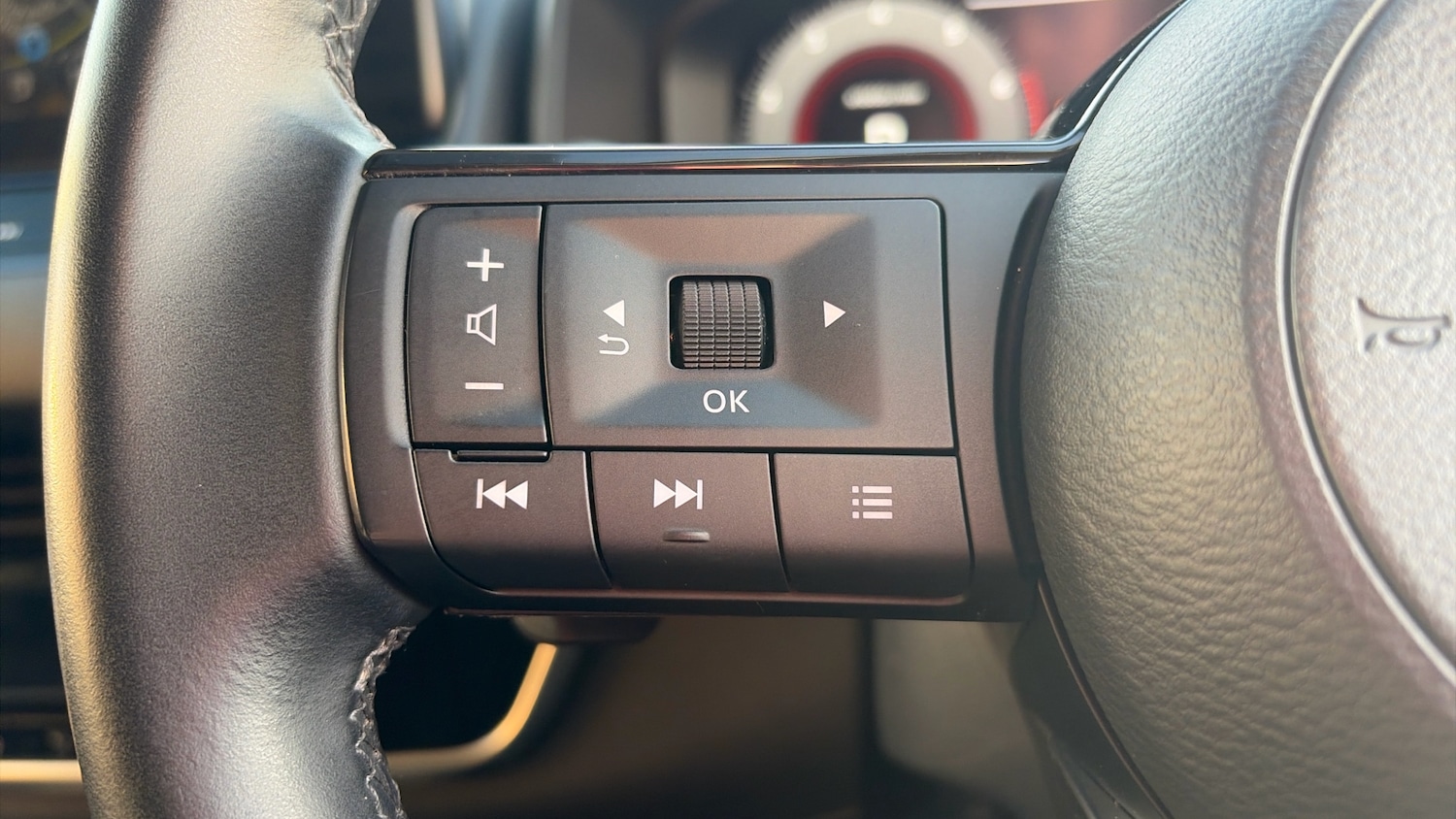 Used Nissan Qashqai 2022 for sale - 76482765: Photo 32