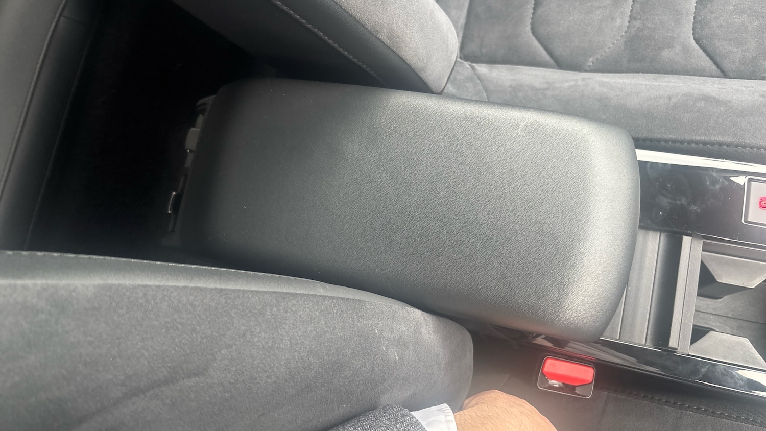 Used Citroen C4 2024 for sale - 77883900: Photo 42